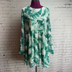 Aura size small short tropical print long sleeve dress
